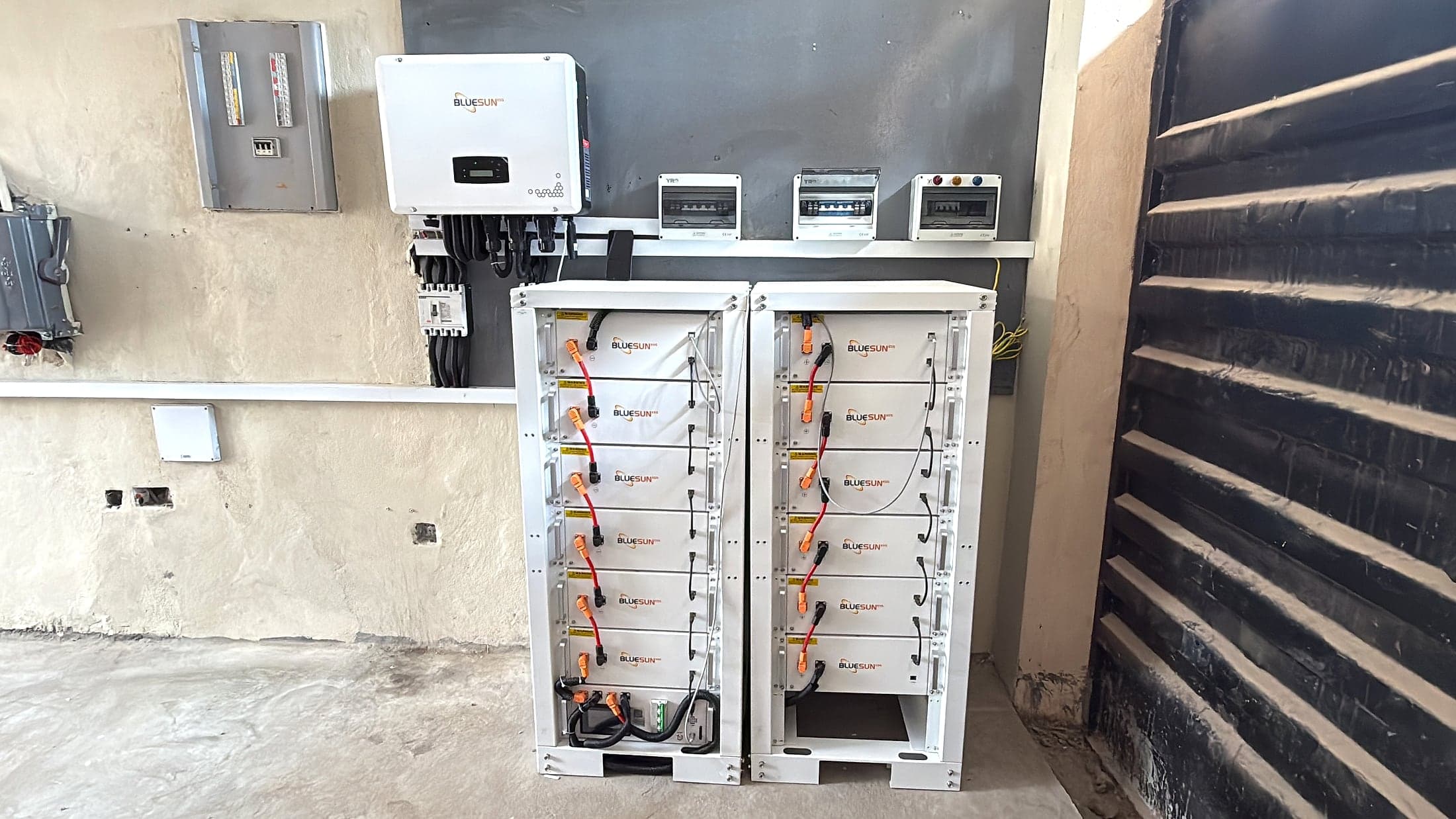 Bluesun Hybrid Inverter & Battery Storage System